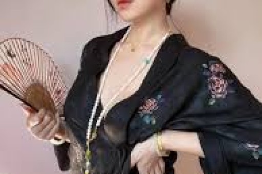 越扒越有！林志玲8天塌房再迎2大噩耗大陆20年资源一夜清零